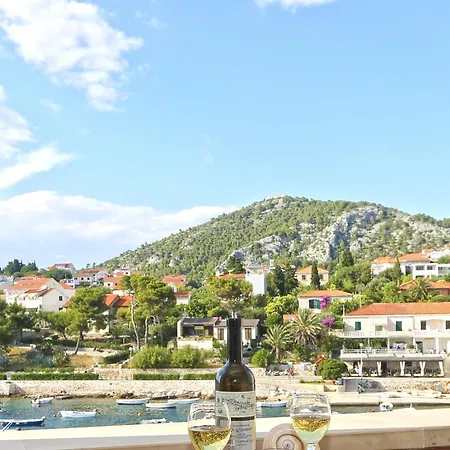 Apartment Katarina's Garden Hvar Town